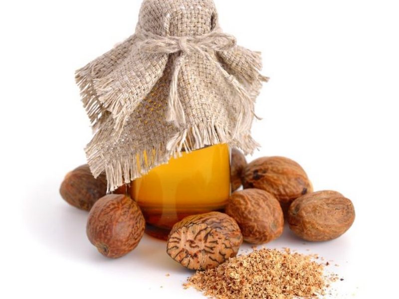 Nutmeg oil